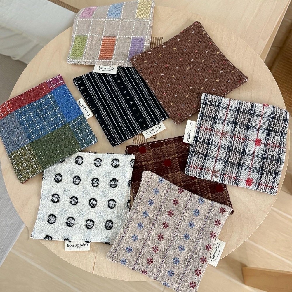 Home Textiles Discount - แผ่นรองแก้วน้ำสีสันใหม่ ผ้าควิลท์ตกแต่ง แผ่นรองแก้วผ้าฝ้ายกันความร้อน ของตกแต่งบ้าน
