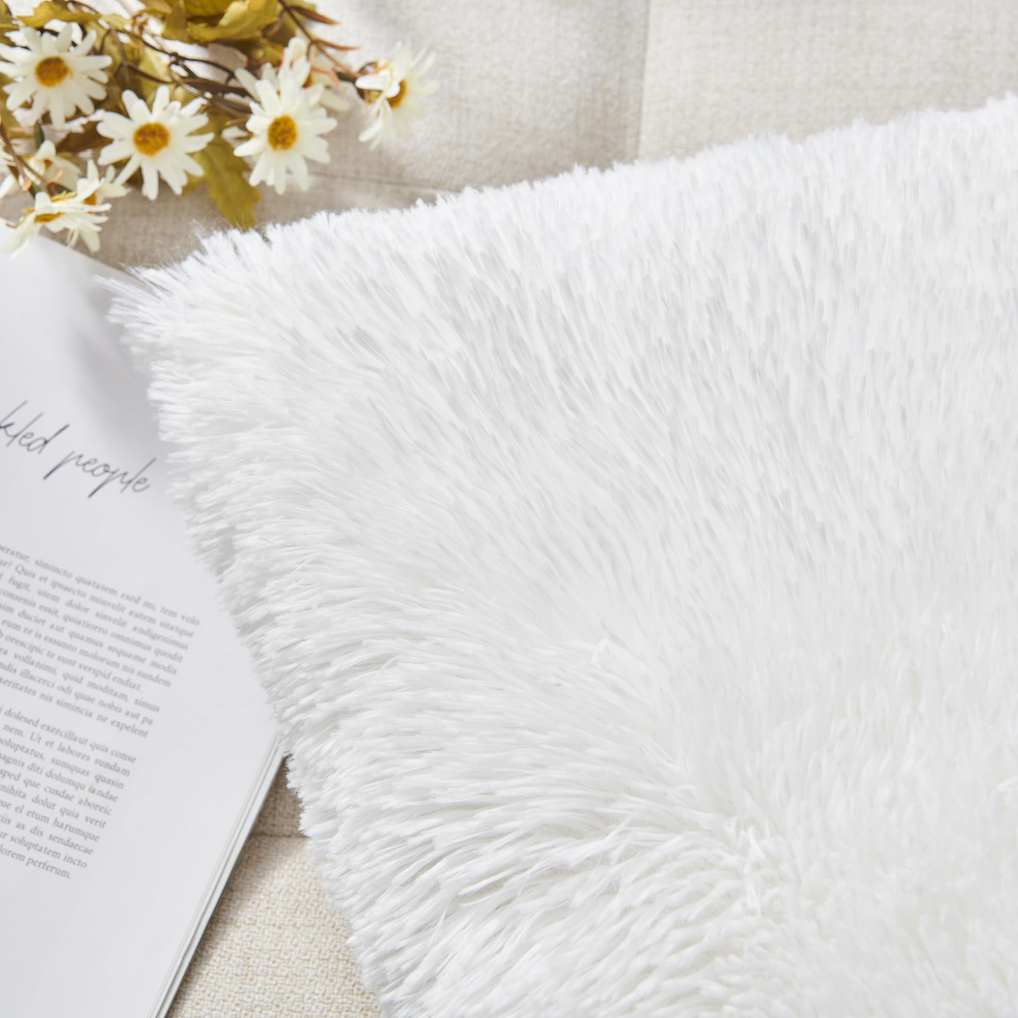 ปลอกหมอนอิงขนเฟอร์เทียมเนื้อนุ - Pillow Insert 18X18 บทวิจารณ์และราคา